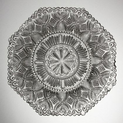 Plate with octagonal cap ring (11K)